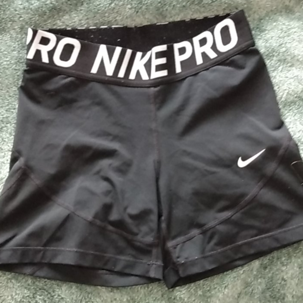 Women's nike pro shorts